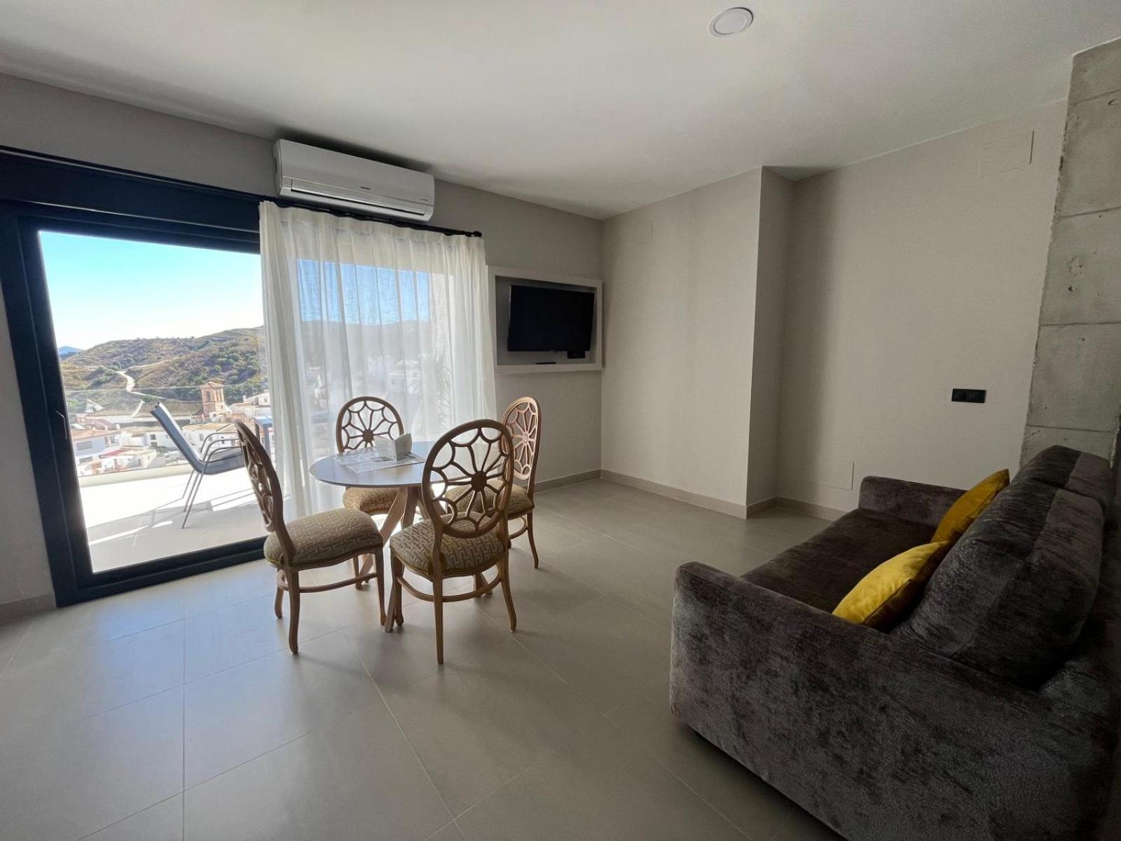 Aparthotel La Lipa Almáchar Habitación foto