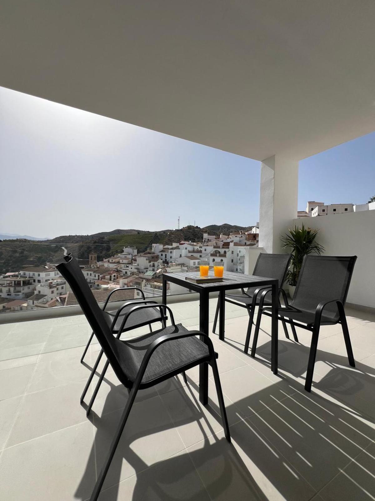 Aparthotel La Lipa Almáchar Exterior foto